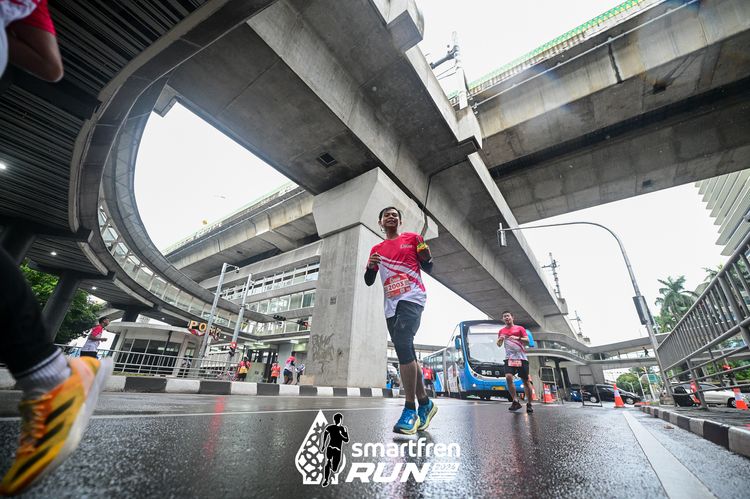 Race photo from Smartfren Run 2024