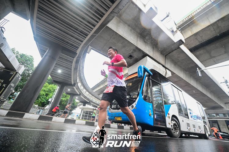 Race photo from Smartfren Run 2024
