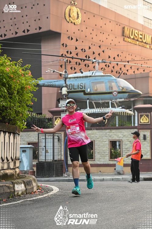 Race photo from Smartfren Run 2025 