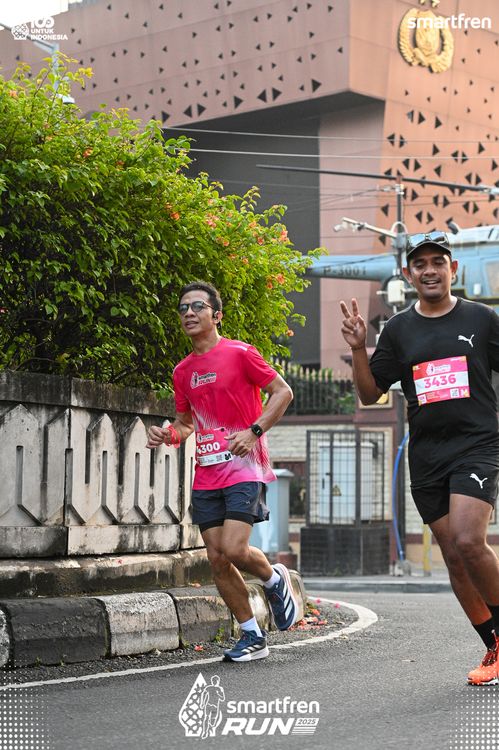 Race photo from Smartfren Run 2025 
