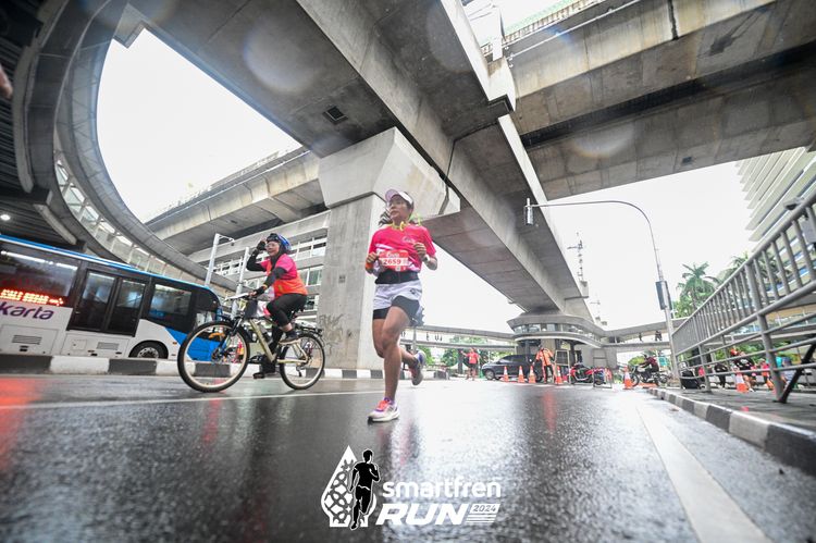 Race photo from Smartfren Run 2024