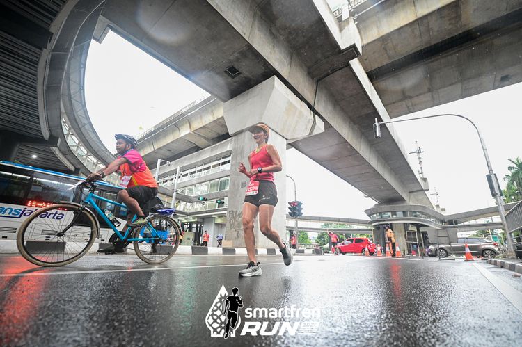 Race photo from Smartfren Run 2024