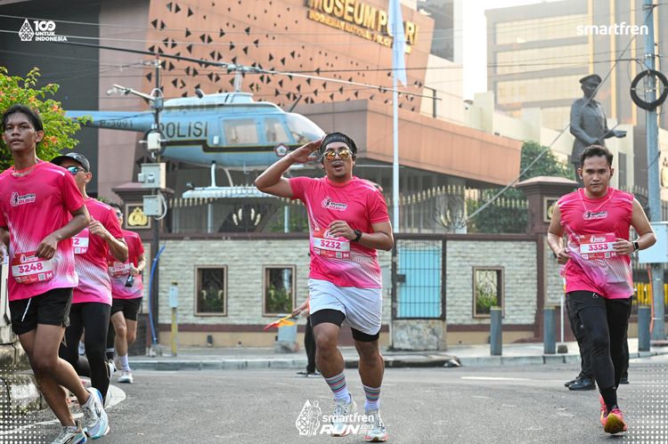 Race photo from Smartfren Run 2025 