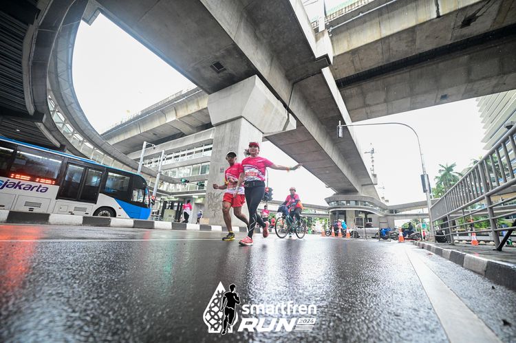 Race photo from Smartfren Run 2024