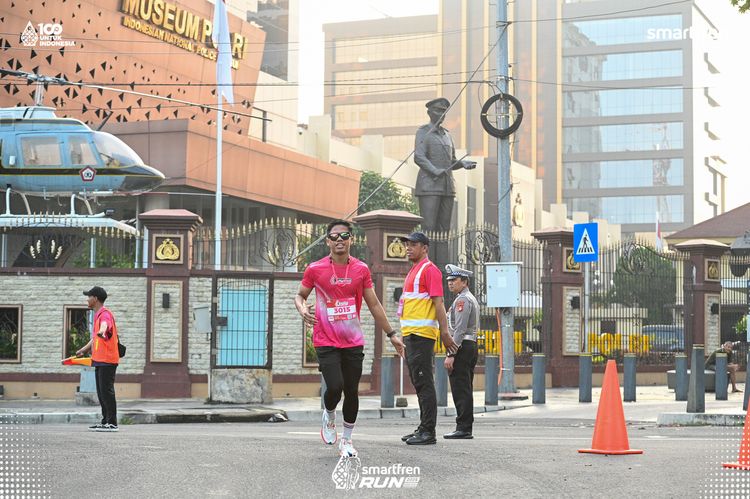 Race photo from Smartfren Run 2025 