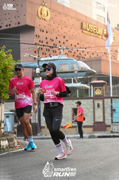 Race photo from Smartfren Run 2025 