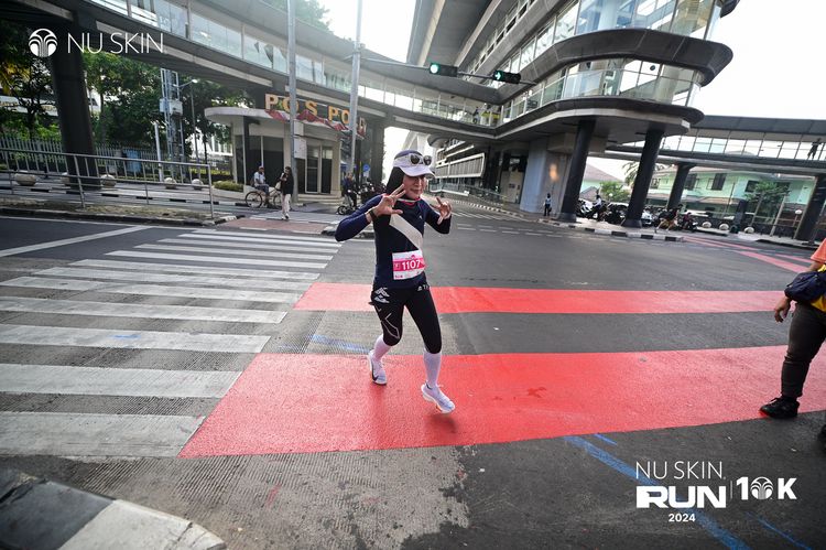 Race photo from Nu Skin Run 10K