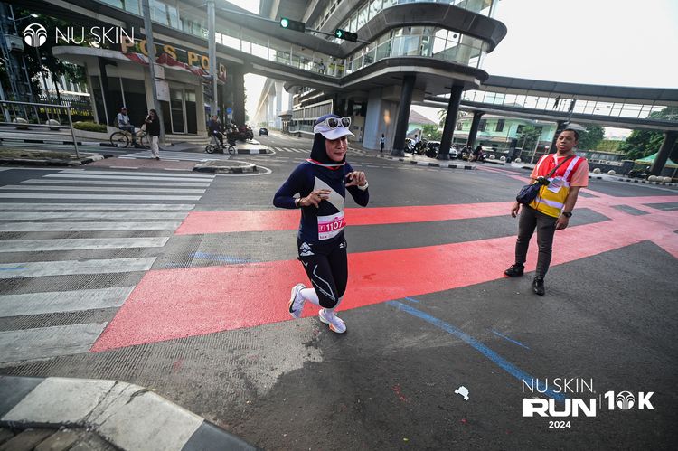 Race photo from Nu Skin Run 10K