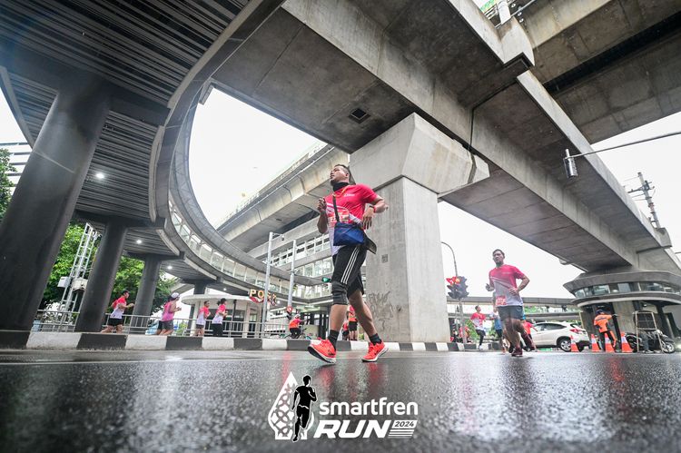 Race photo from Smartfren Run 2024