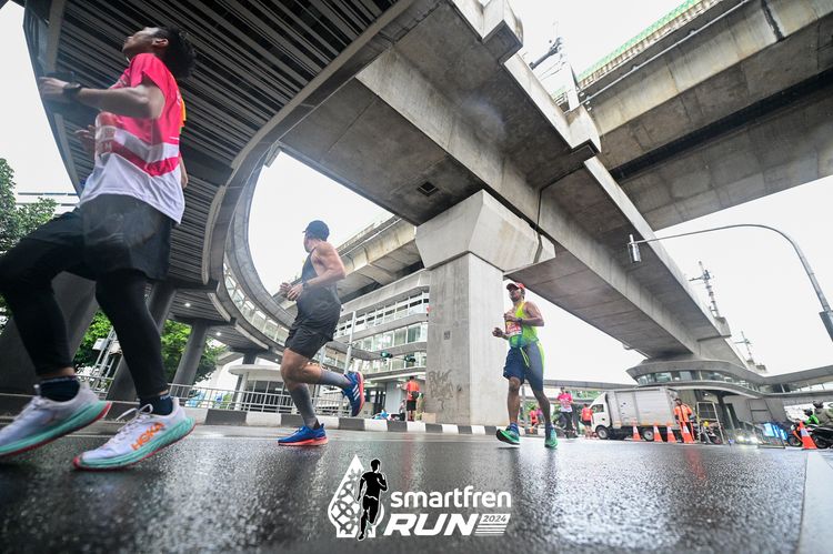 Race photo from Smartfren Run 2024