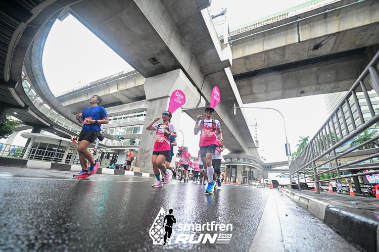 Race photo from Smartfren Run 2024