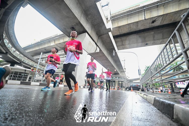 Race photo from Smartfren Run 2024