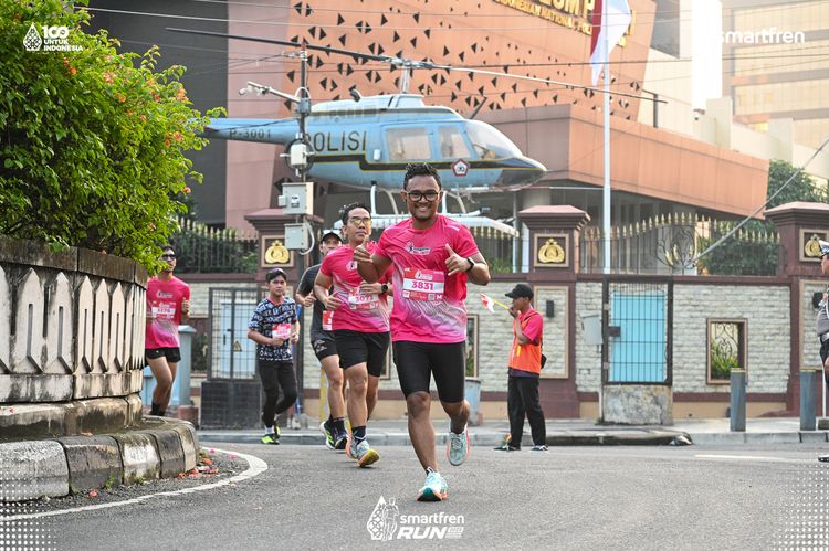 Race photo from Smartfren Run 2025 