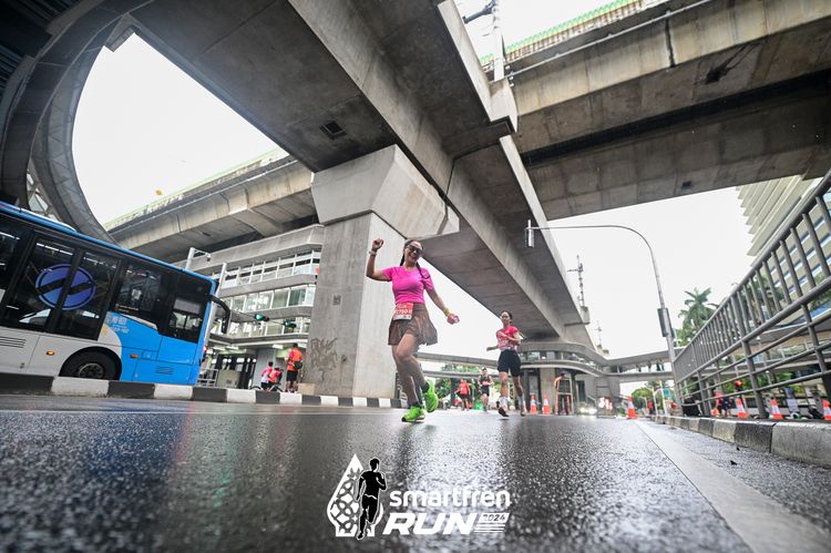 Race photo from Smartfren Run 2024