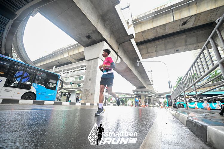 Race photo from Smartfren Run 2024
