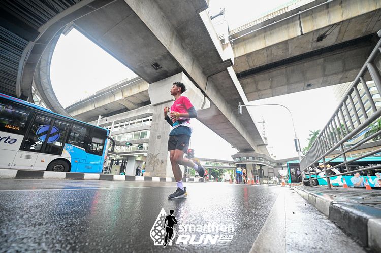 Race photo from Smartfren Run 2024