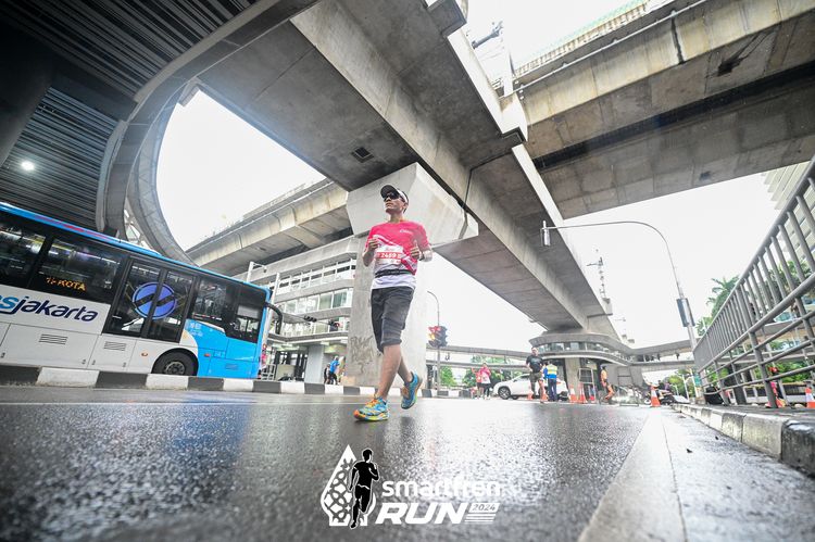 Race photo from Smartfren Run 2024
