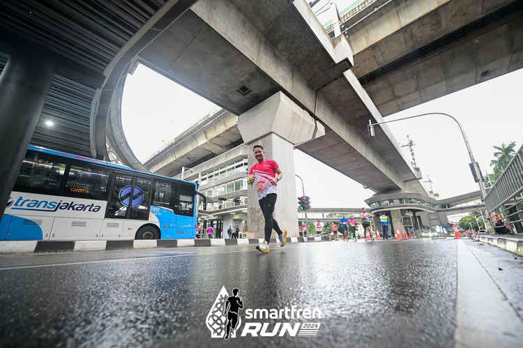 Race photo from Smartfren Run 2024