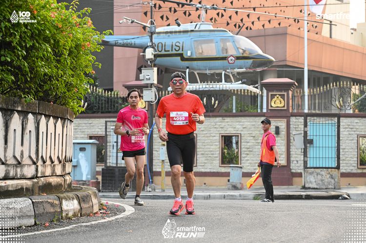 Race photo from Smartfren Run 2025 