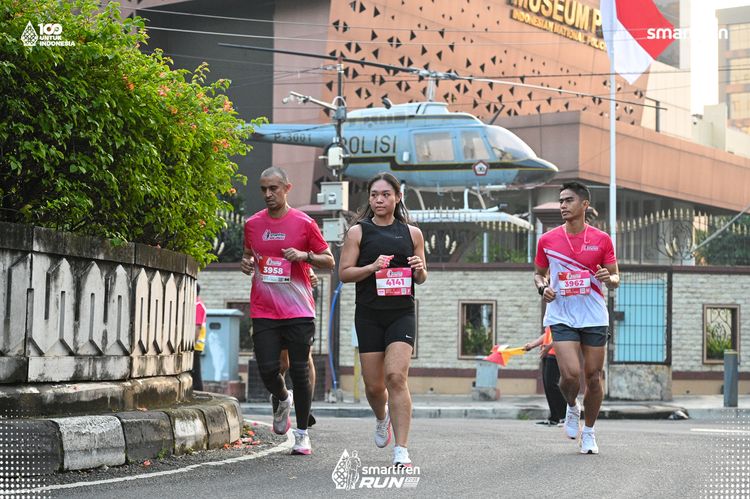 Race photo from Smartfren Run 2025 