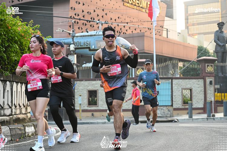 Race photo from Smartfren Run 2025 
