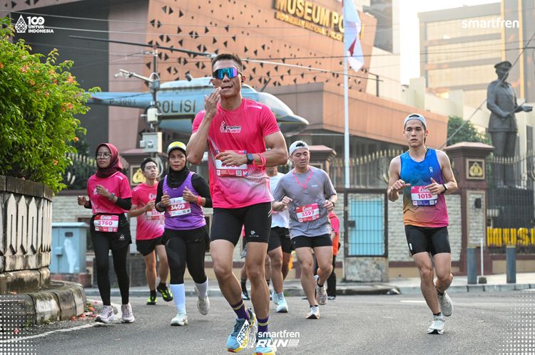 Race photo from Smartfren Run 2025 
