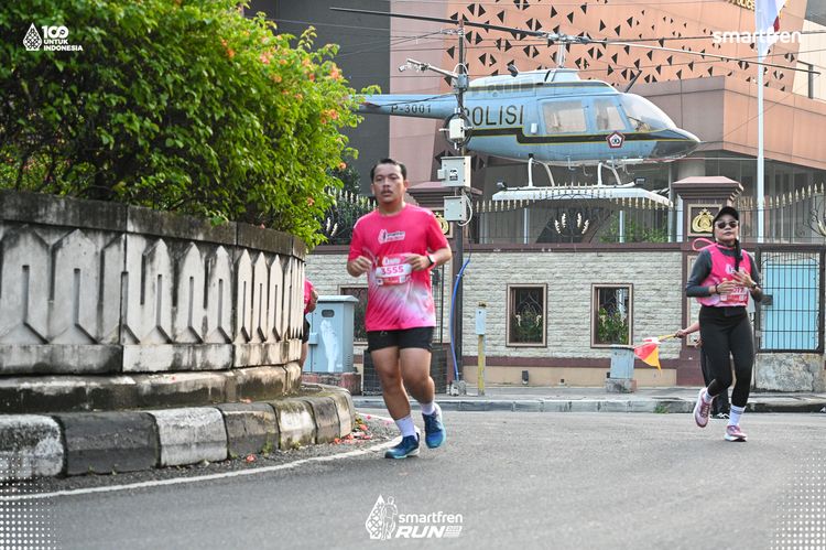 Race photo from Smartfren Run 2025 