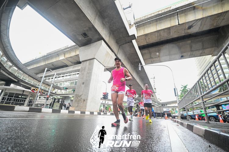 Race photo from Smartfren Run 2024