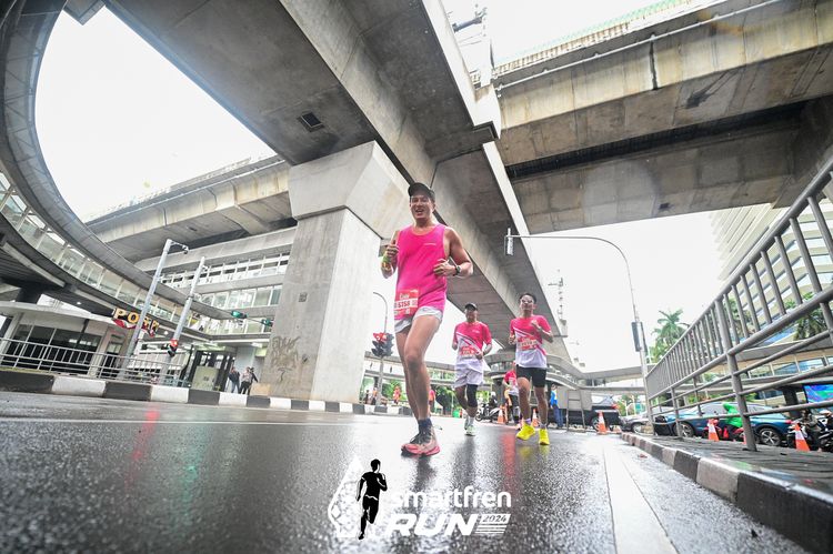 Race photo from Smartfren Run 2024