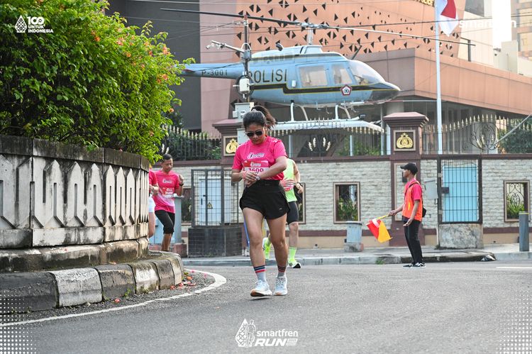 Race photo from Smartfren Run 2025 