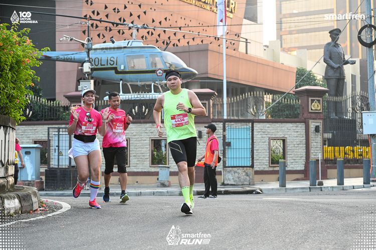 Race photo from Smartfren Run 2025 