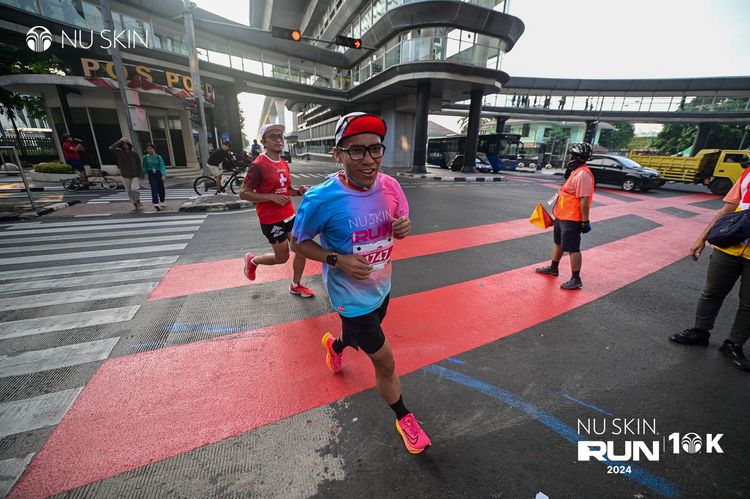 Race photo from Nu Skin Run 10K