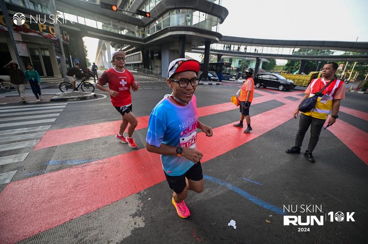 Race photo from Nu Skin Run 10K