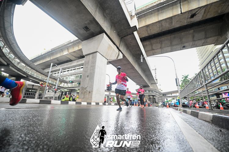 Race photo from Smartfren Run 2024