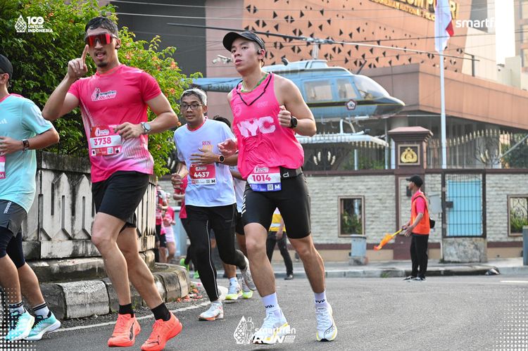 Race photo from Smartfren Run 2025 