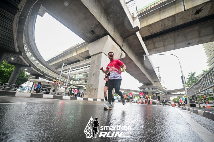Race photo from Smartfren Run 2024