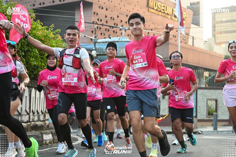 Race photo from Smartfren Run 2025 