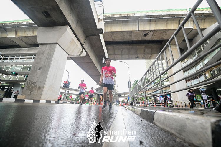 Race photo from Smartfren Run 2024