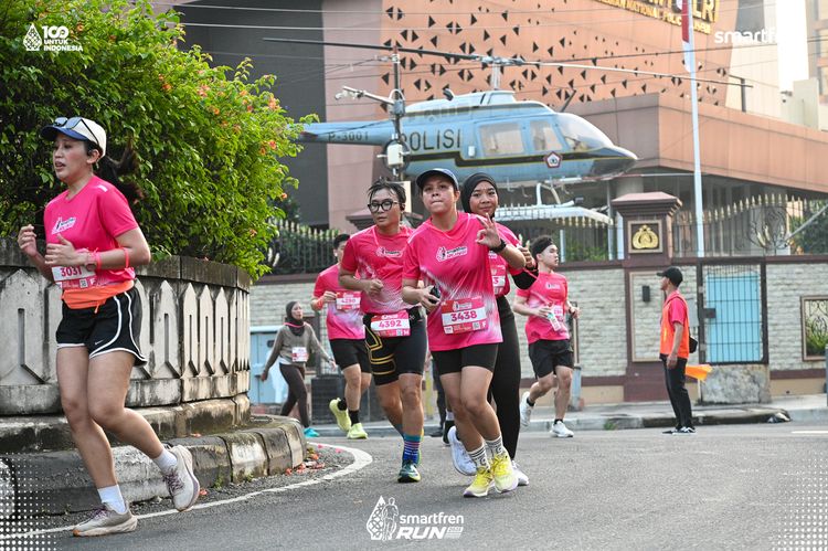 Race photo from Smartfren Run 2025 
