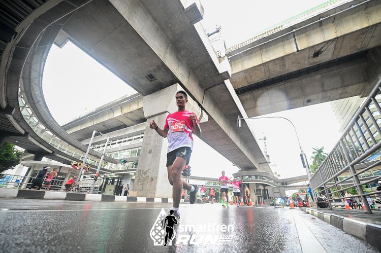 Race photo from Smartfren Run 2024