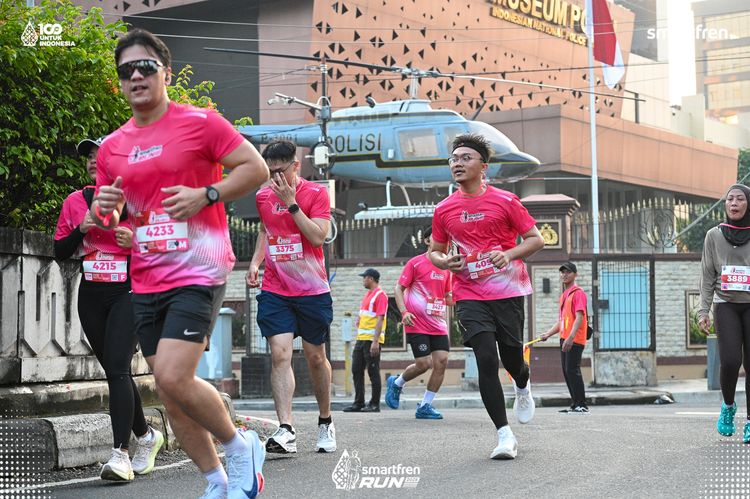 Race photo from Smartfren Run 2025 