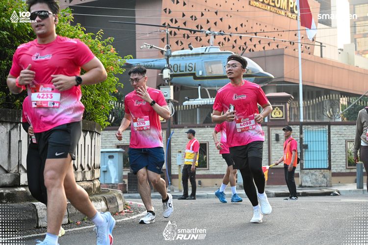 Race photo from Smartfren Run 2025 