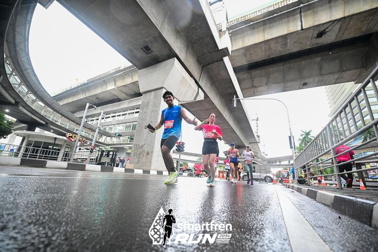 Race photo from Smartfren Run 2024