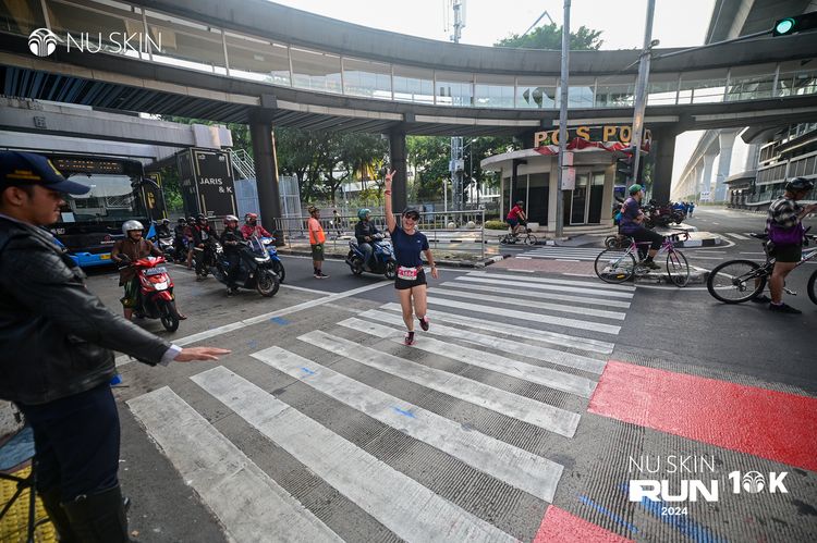 Race photo from Nu Skin Run 10K