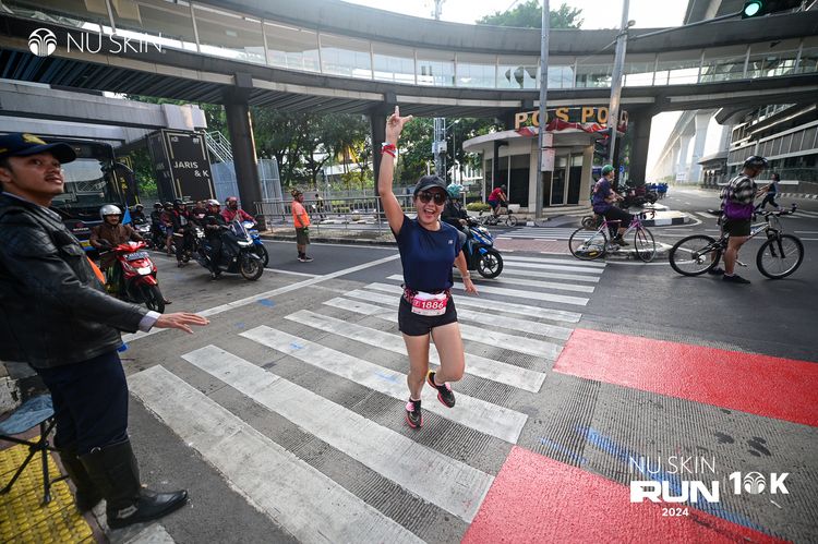 Race photo from Nu Skin Run 10K