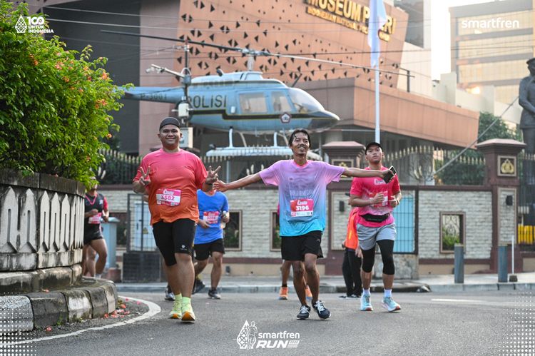 Race photo from Smartfren Run 2025 