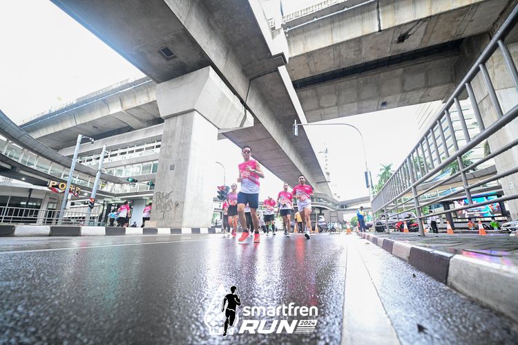 Race photo from Smartfren Run 2024
