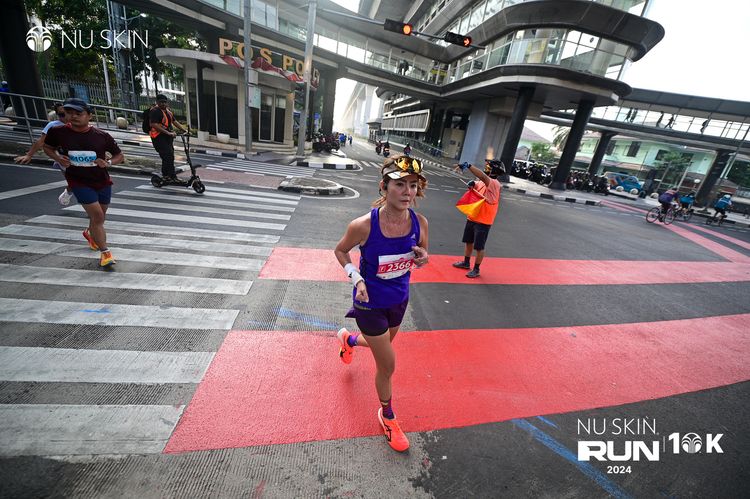 Race photo from Nu Skin Run 10K