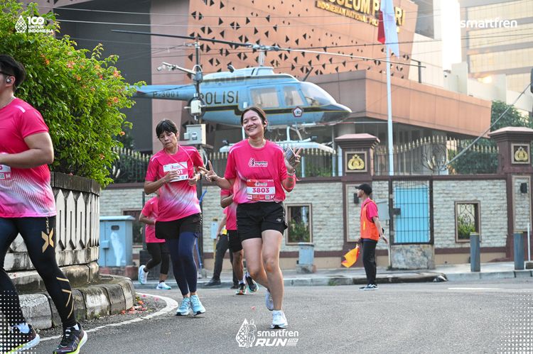 Race photo from Smartfren Run 2025 