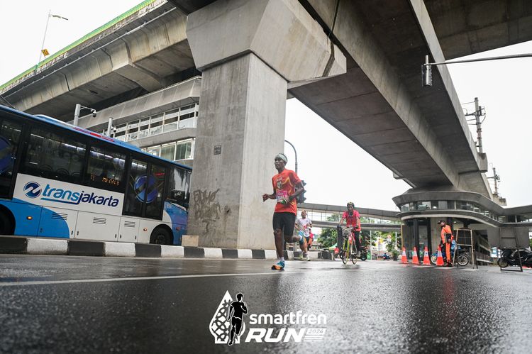 Race photo from Smartfren Run 2024